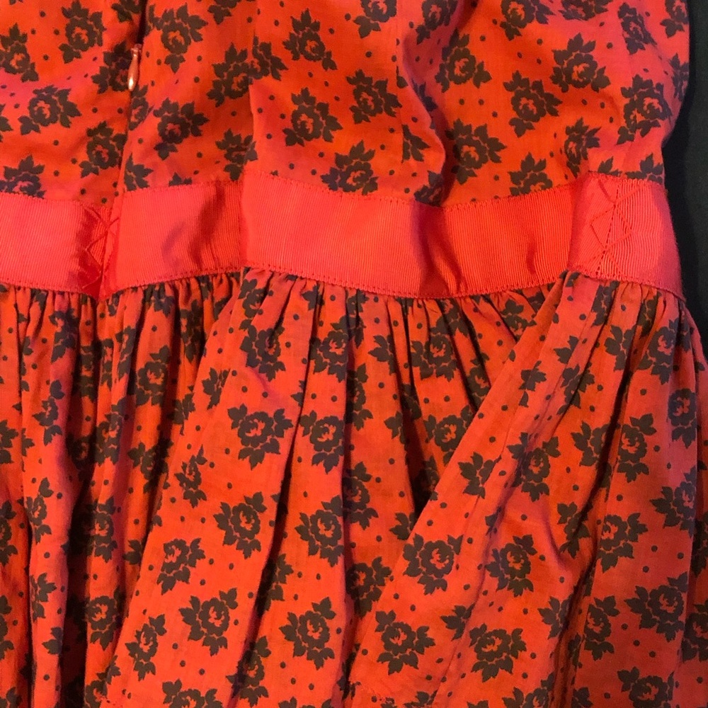 Moda International Top Black/Red Size M —#080 - Picture 13 of 16
